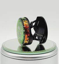 Load image into Gallery viewer, Color Shift Skull with Flowers Gothic Skull Phone Grip