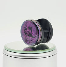 Load image into Gallery viewer, Anatomical Screaming Skull Color Shift Gothic Phone Grip