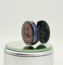 Load image into Gallery viewer, Anatomical Screaming Skull Color Shift Gothic Phone Grip