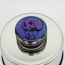 Load image into Gallery viewer, Anatomical Screaming Skull Color Shift Gothic Phone Grip