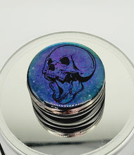 Load image into Gallery viewer, Anatomical Screaming Skull Color Shift Gothic Phone Grip