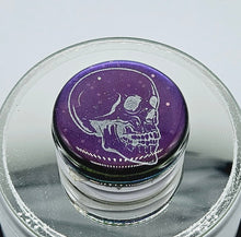 Load image into Gallery viewer, Side View Gothic Color Shift Anatomical Skull Phone Grip