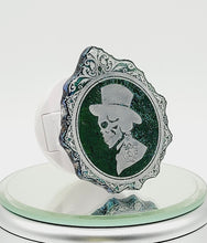 Load image into Gallery viewer, Gothic Sir Skeleton Phone Grip: Color Shift Phone Grip