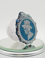 Load image into Gallery viewer, Gothic Sir Skeleton Phone Grip: Color Shift Phone Grip