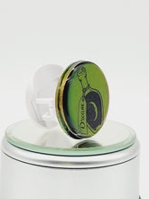 Load image into Gallery viewer, Color Shift Magical Dream Potion Phone Grip