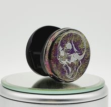 Load image into Gallery viewer, Color Shift Screaming Skull Gothic Phone Grip