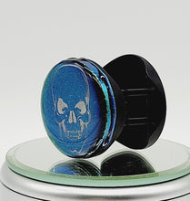Load image into Gallery viewer, Color Shift Gothic Skull Phone Grip