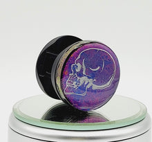 Load image into Gallery viewer, Anatomical Color Shift Gothic Skull Phone Grip