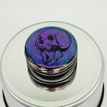 Load image into Gallery viewer, Anatomical Screaming Skull Color Shift Gothic Phone Grip
